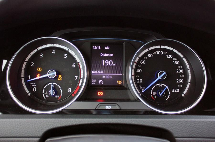  Volkswagen Golf R 5-Door 2013 года  (фото 90 из 100)